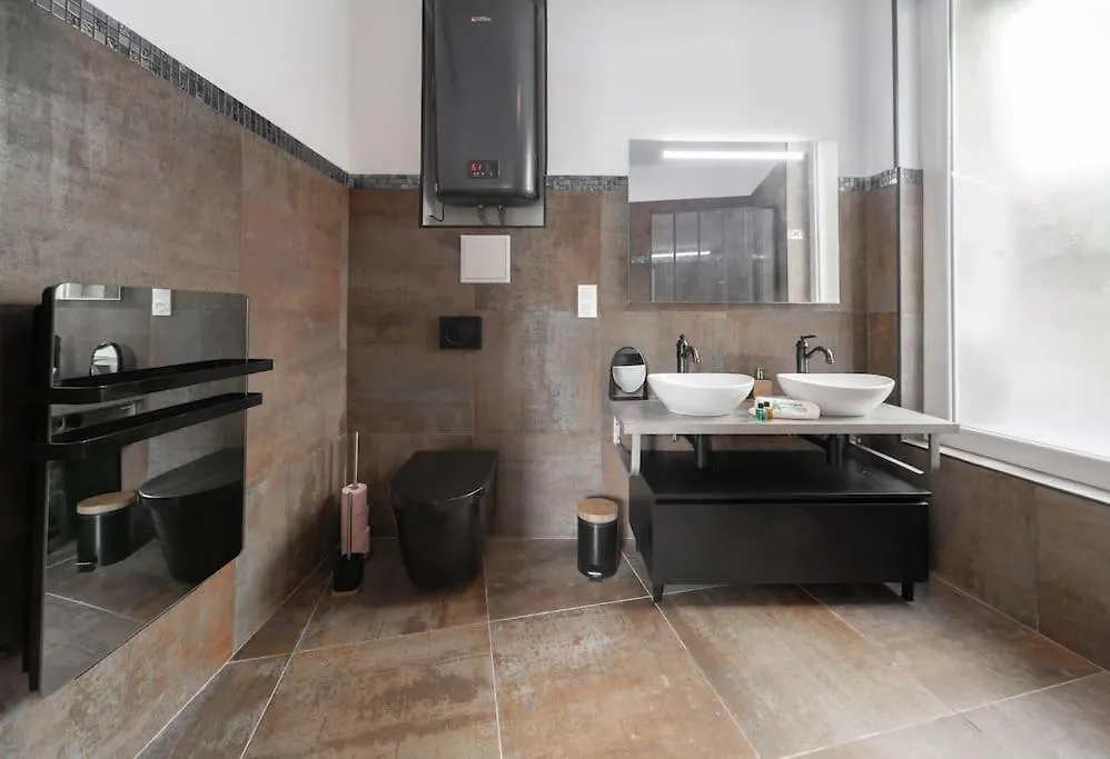 #Fer Rever 63# Spa # Thiers Apartment